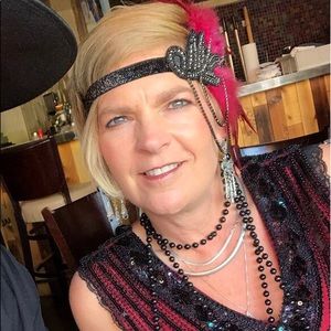 Meet your Posher, Joni